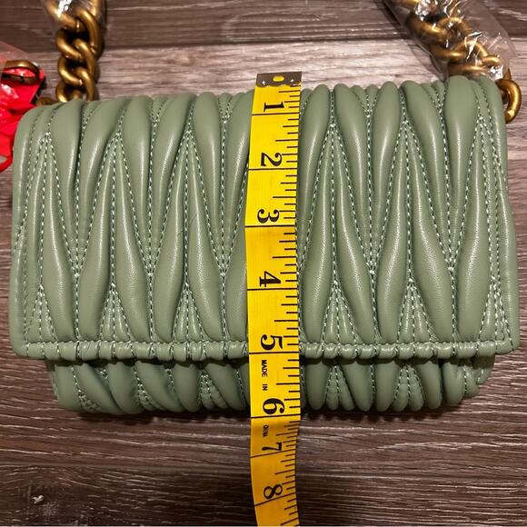 Montana West Quilted Handbag for Women Crossbody with Gold Chain - Picture 8 of 9